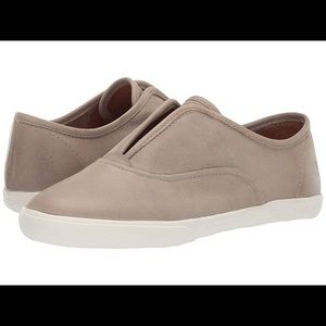 Frye mindy leather slip-on sneaker size 8 EUC
